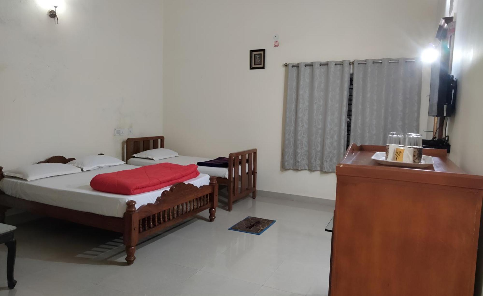 מדיקרי Prashanth Family Homestay מראה חיצוני תמונה