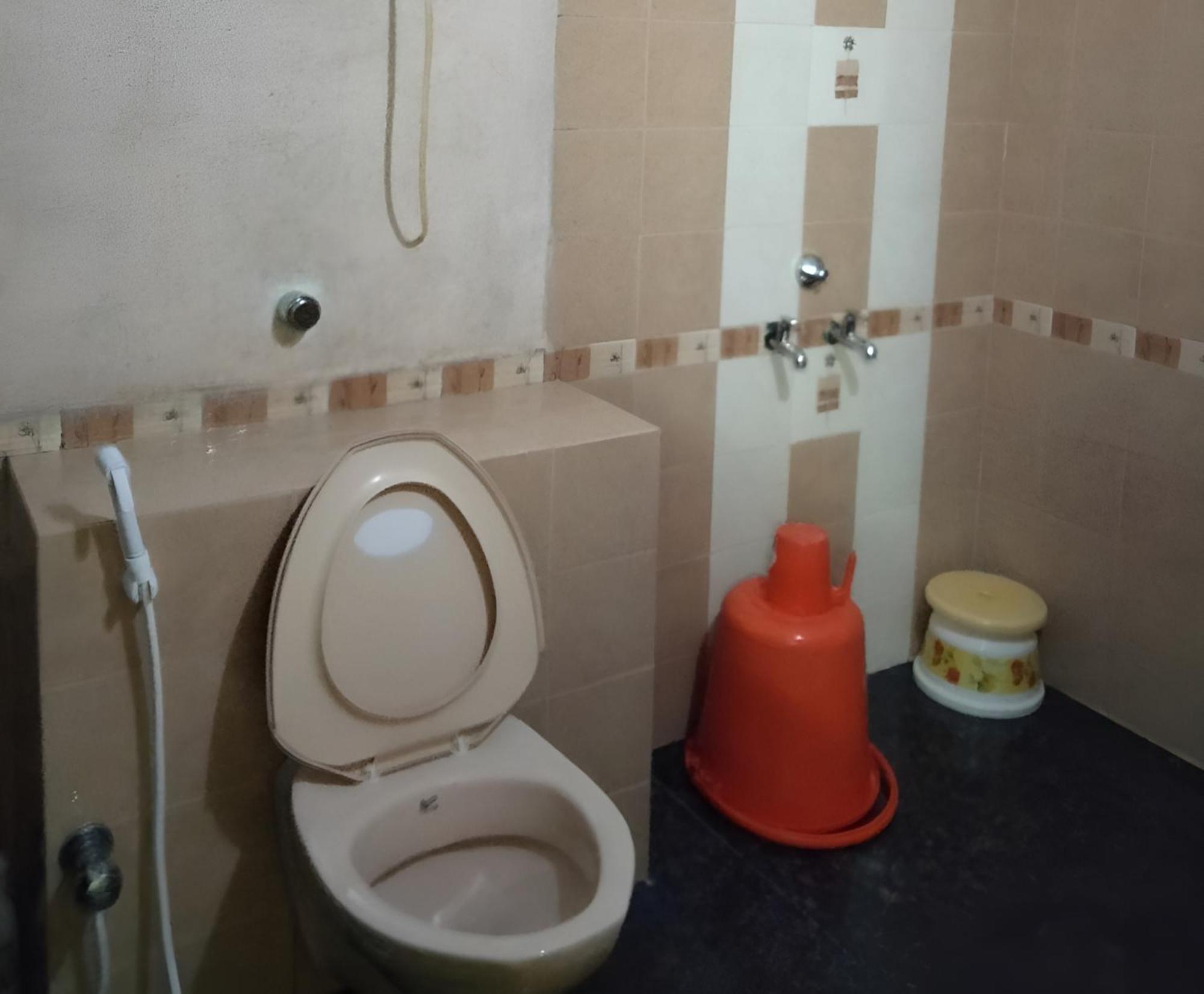 מדיקרי Prashanth Family Homestay מראה חיצוני תמונה